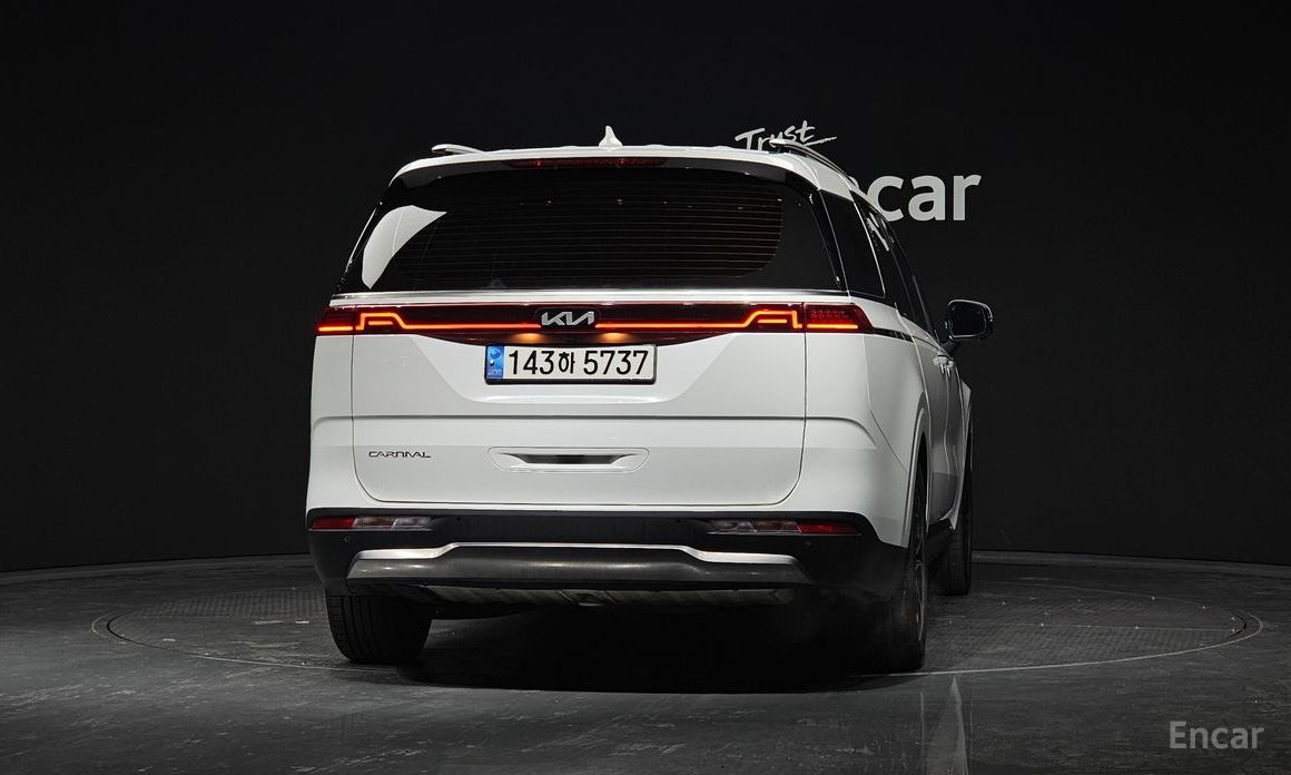 Kia Canival