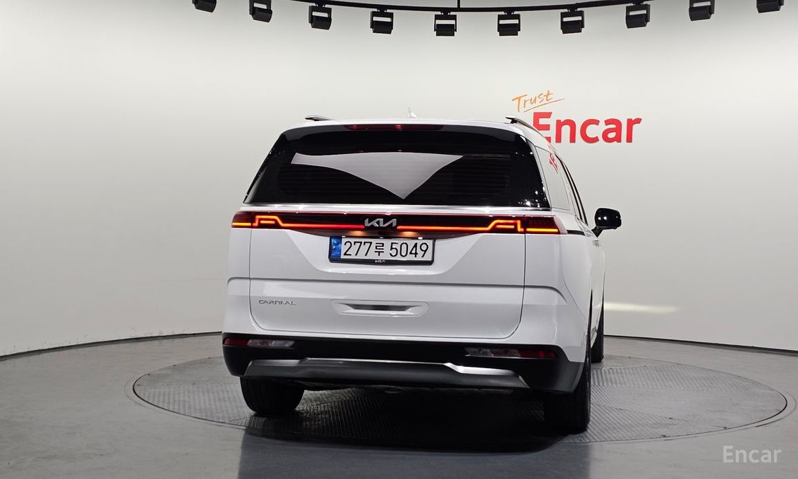  Kia Canival