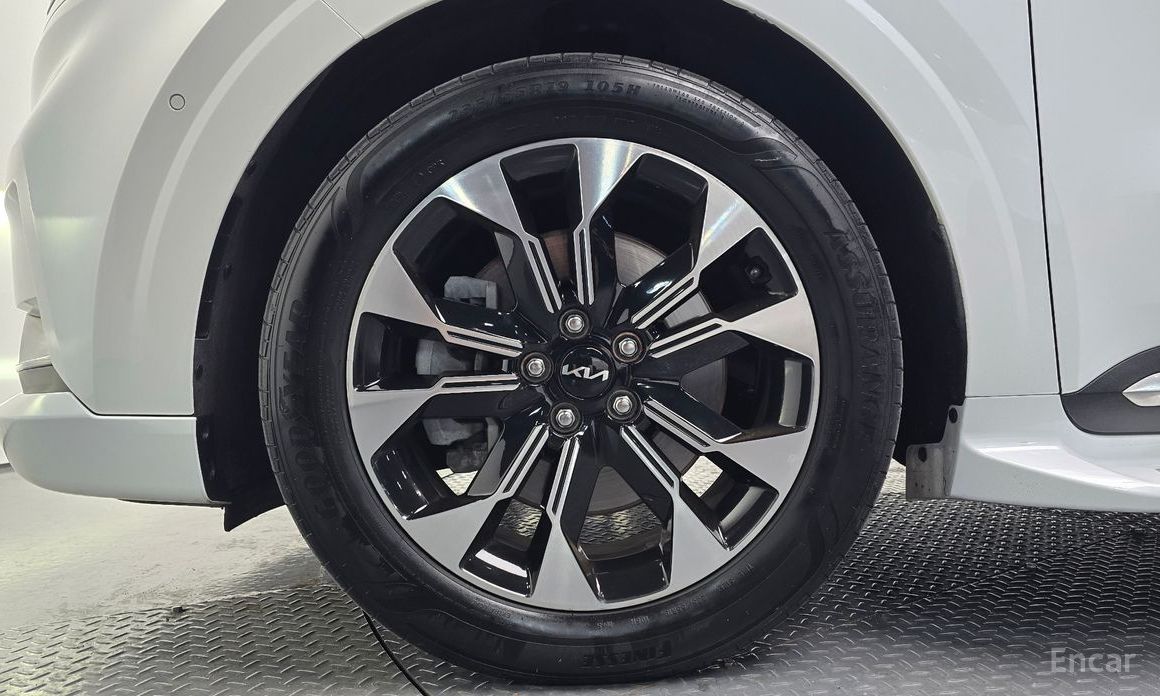  Kia Canival