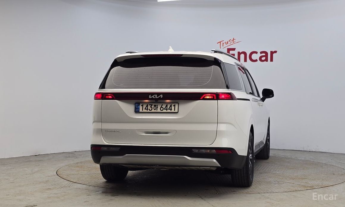  Kia Canival