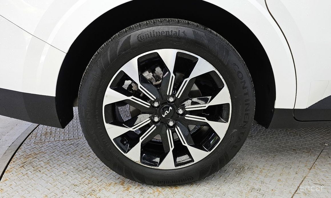 Kia Canival
