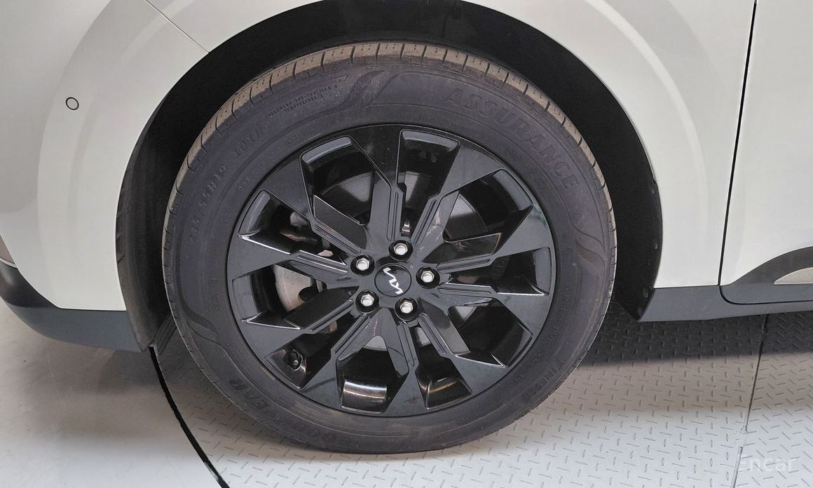  Kia Canival