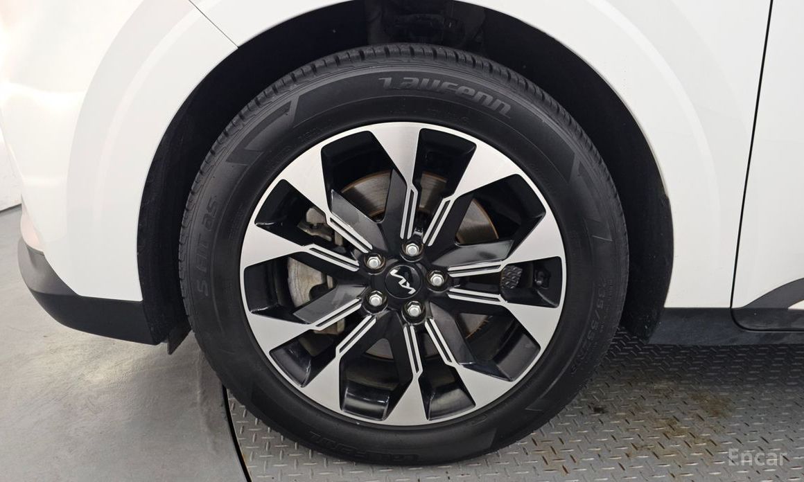  Kia Canival