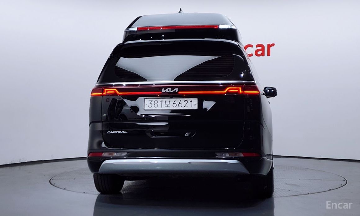  Kia Canival