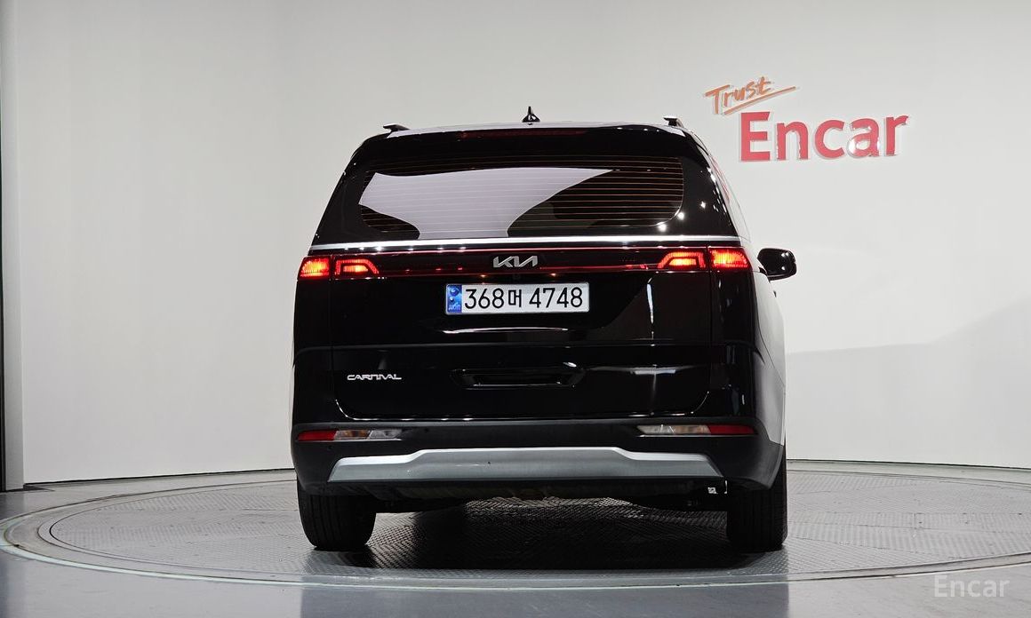  Kia Canival