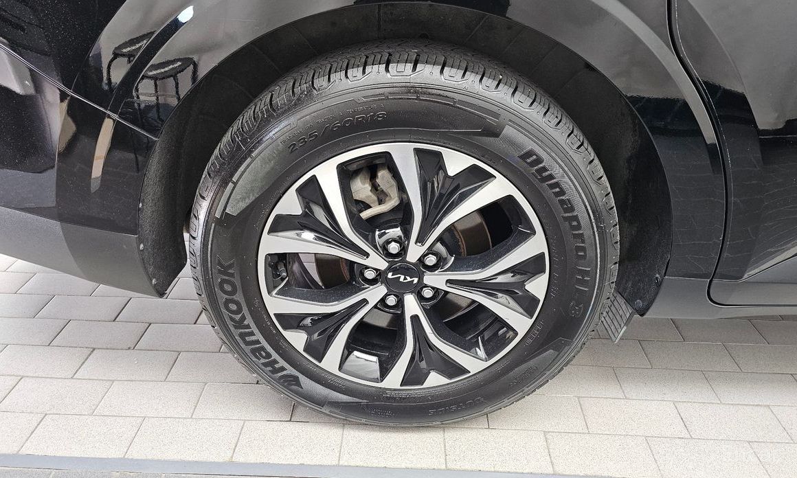  Kia Canival