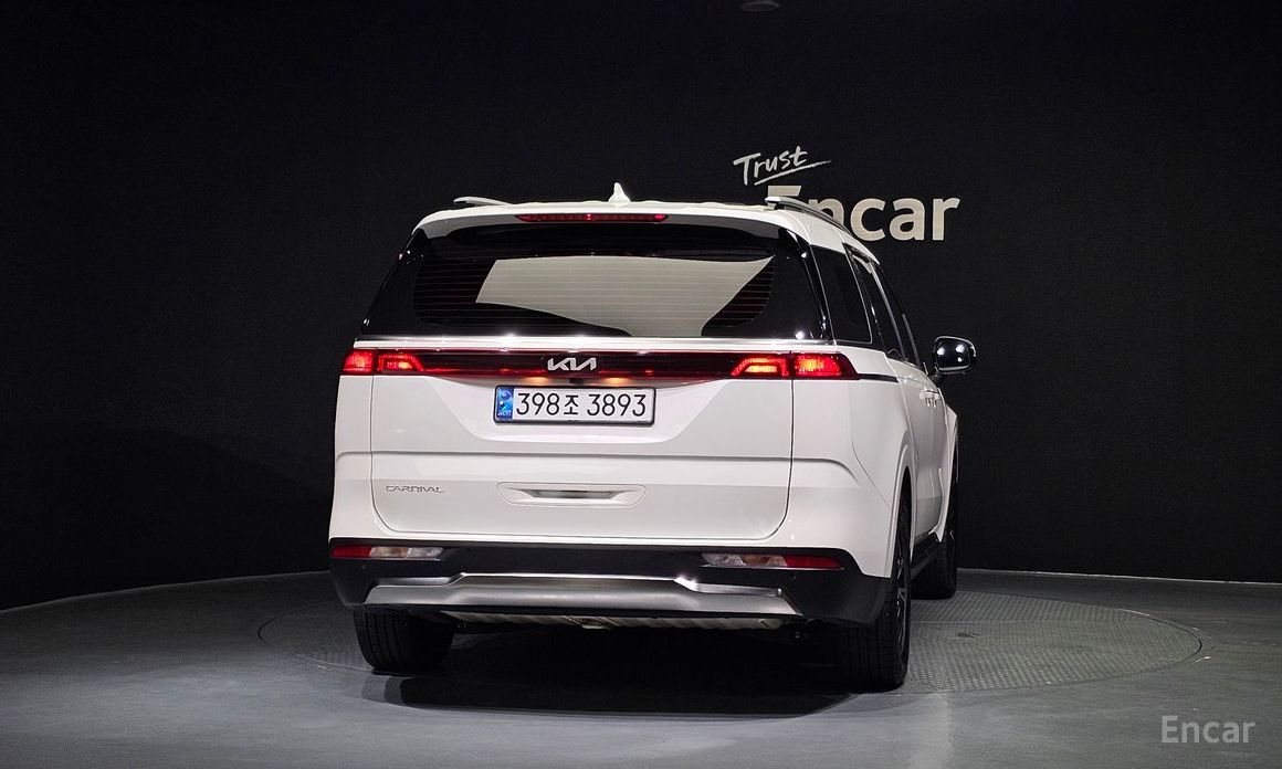  Kia Canival