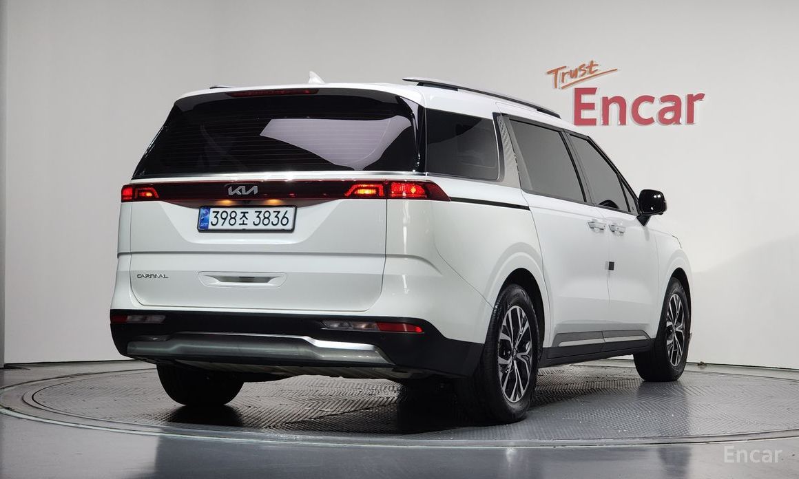  Kia Canival