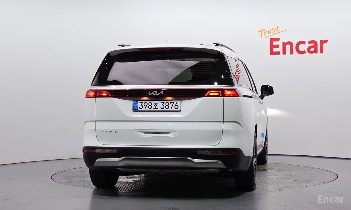  Kia Canival