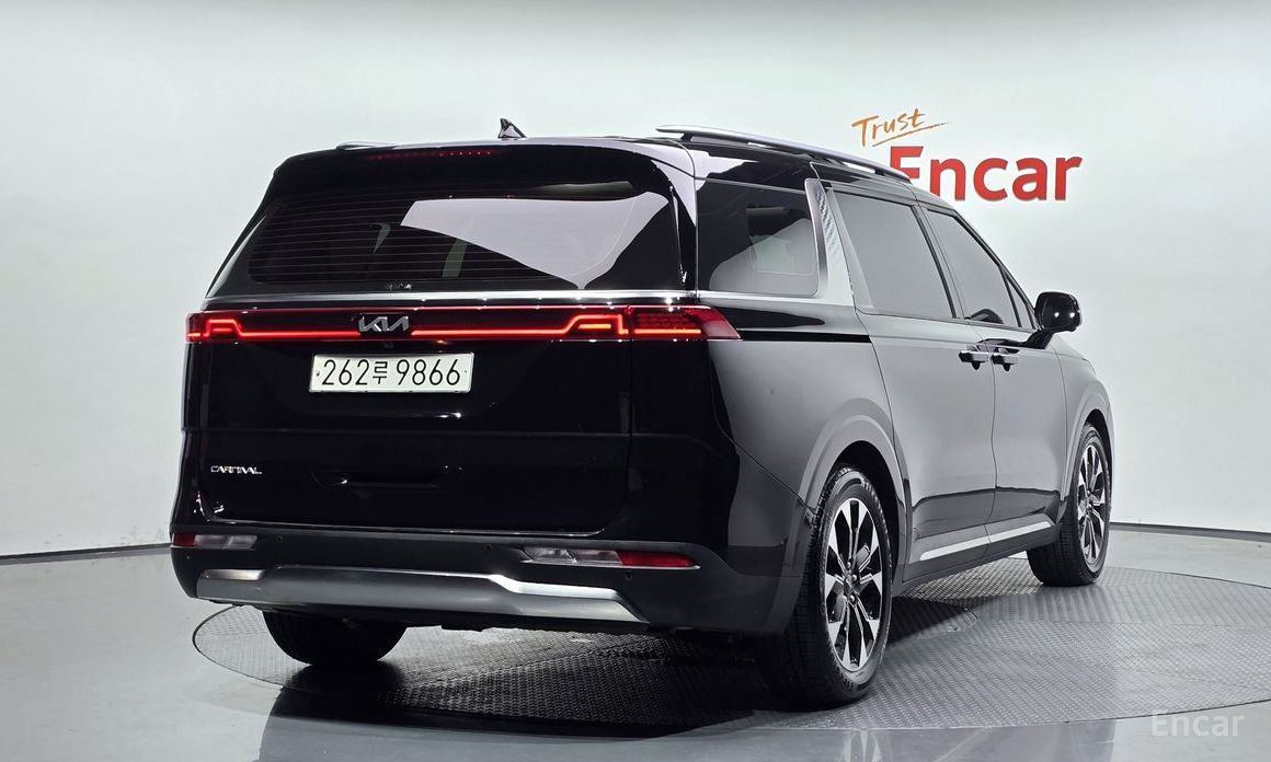  Kia Canival