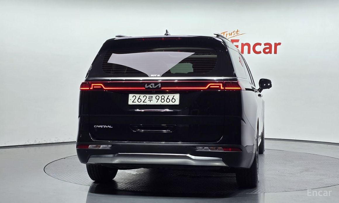  Kia Canival