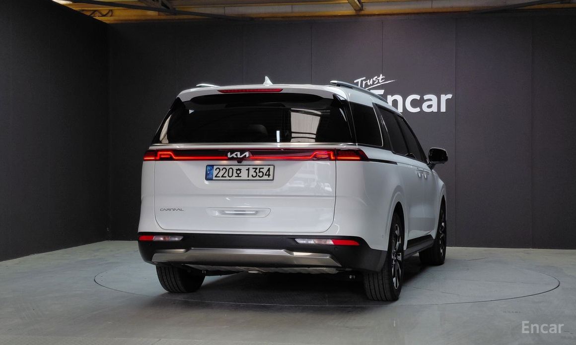  Kia Canival