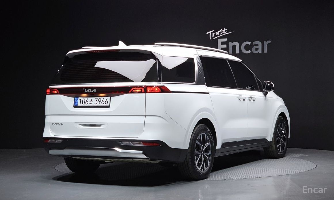  Kia Canival