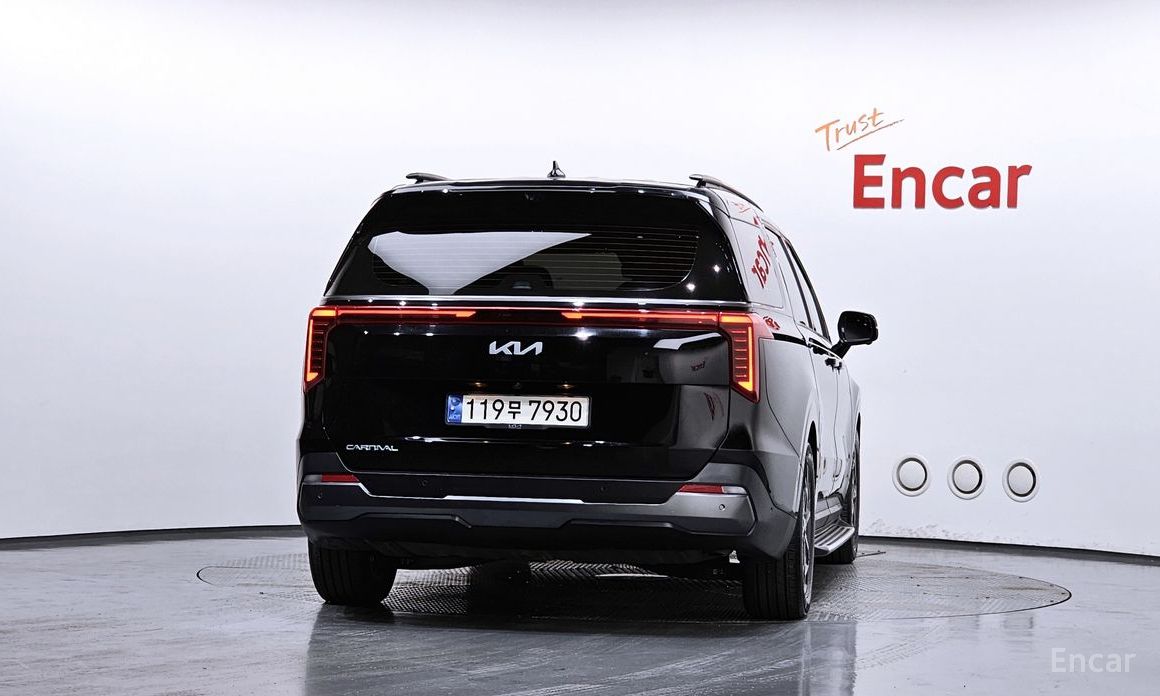  Kia Canival