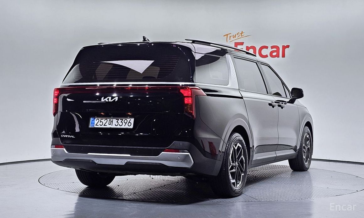  Kia Canival