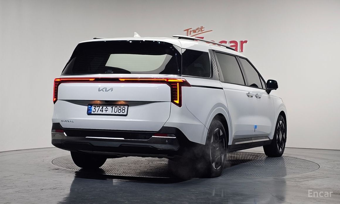 Kia Canival