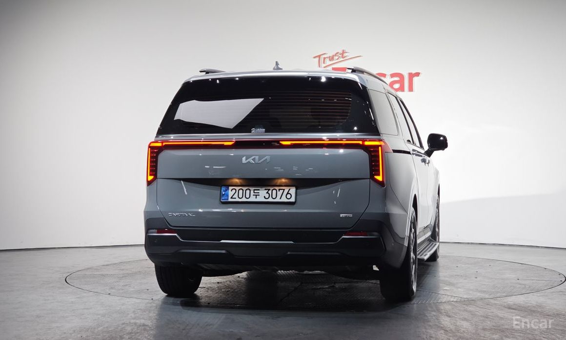  Kia Canival