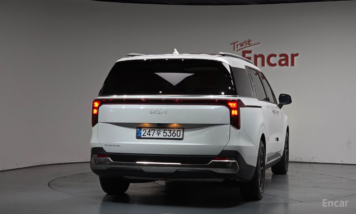  Kia Canival