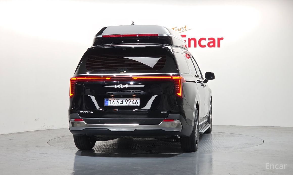  Kia Canival