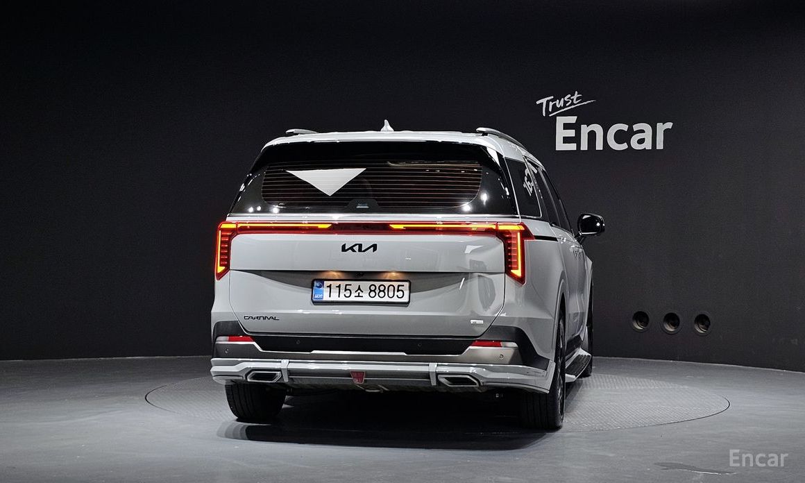  Kia Canival