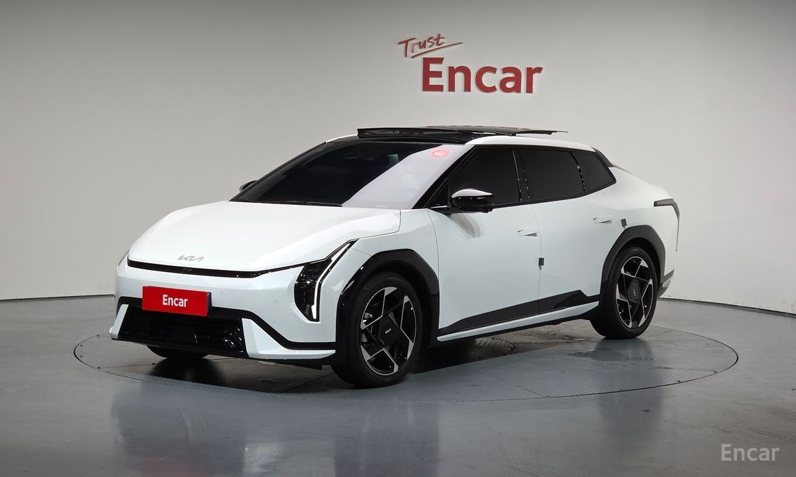  Kia EV4