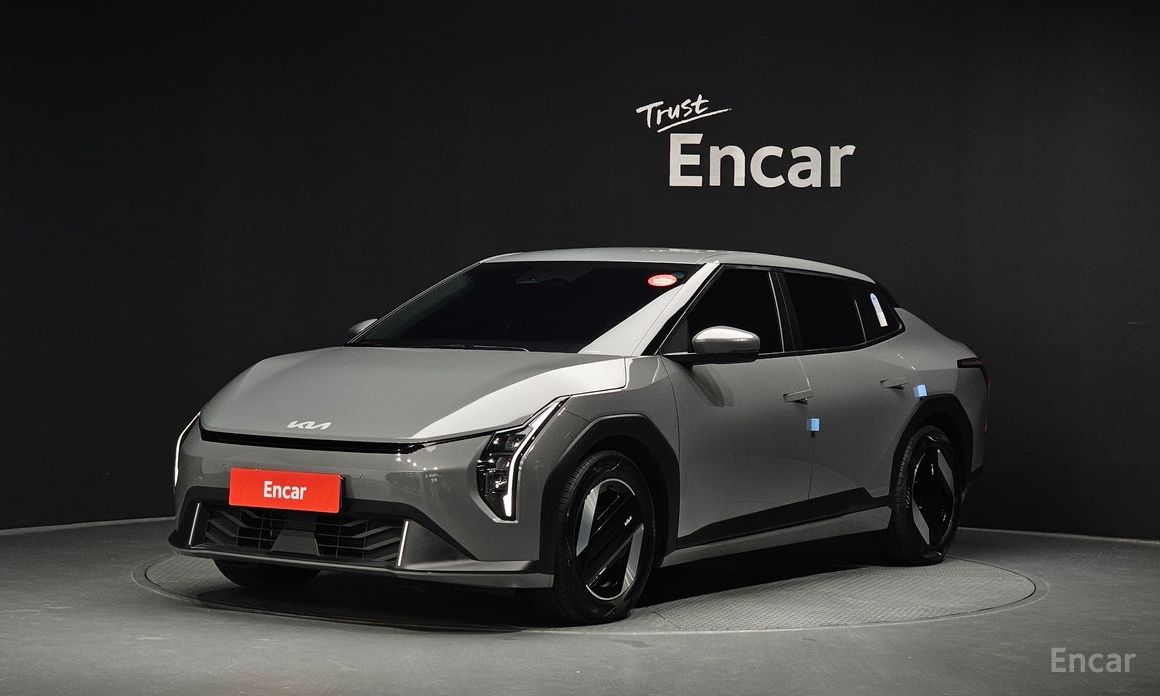  Kia EV4