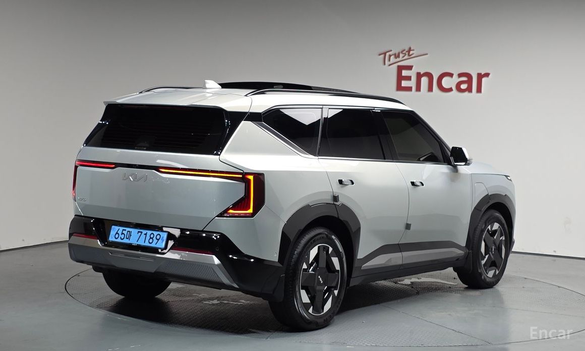  Kia EV5
