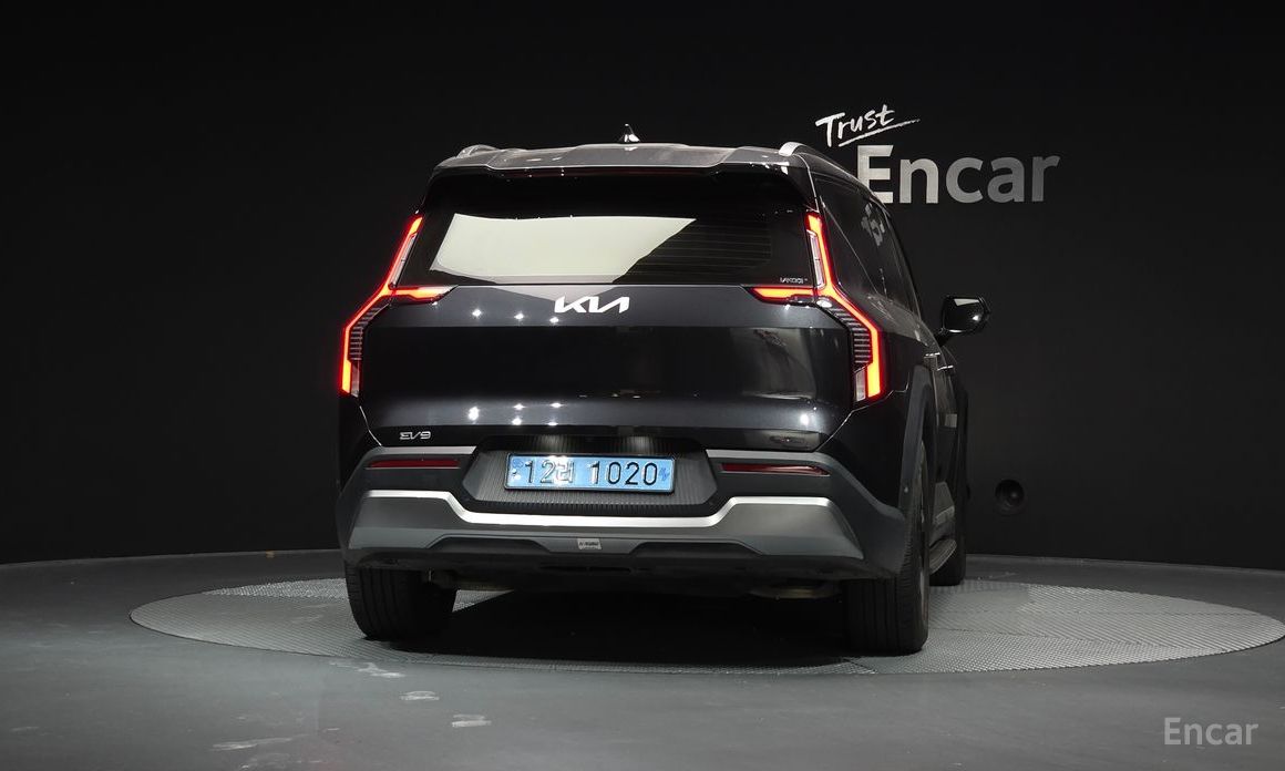  Kia EV9