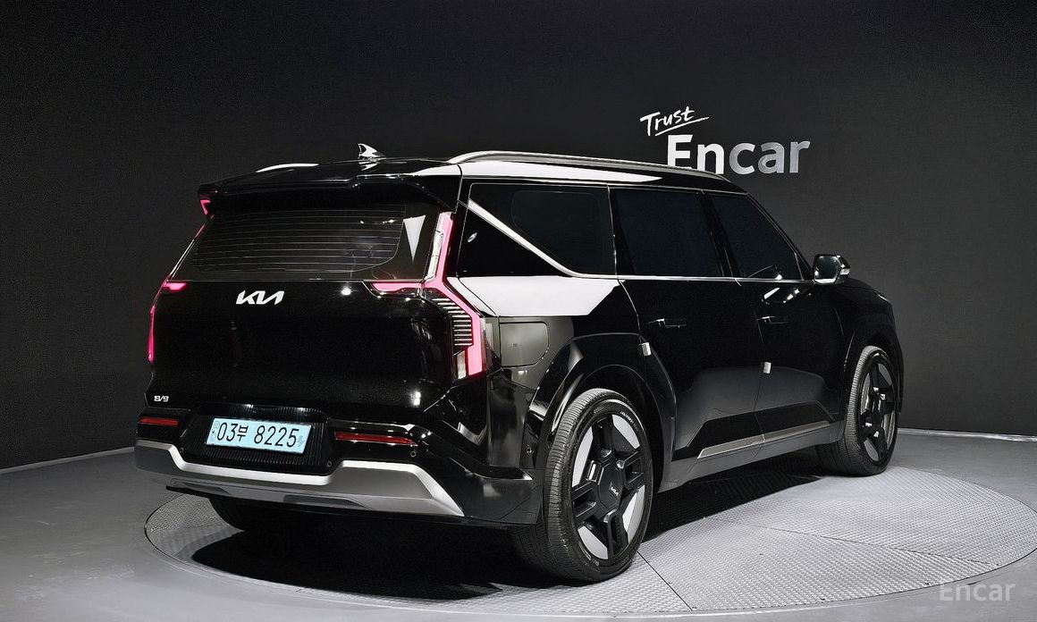  Kia EV9