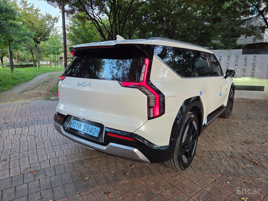  Kia EV9
