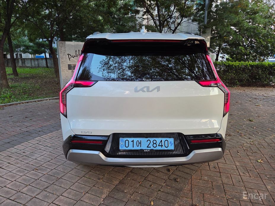  Kia EV9