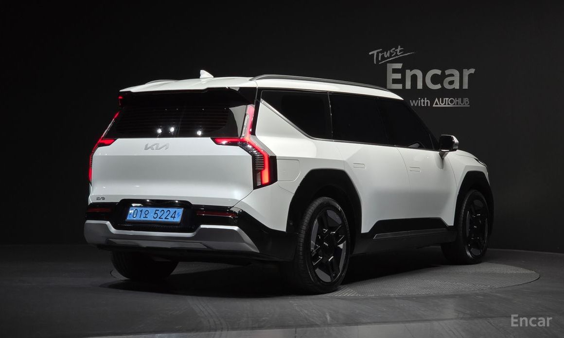  Kia EV9
