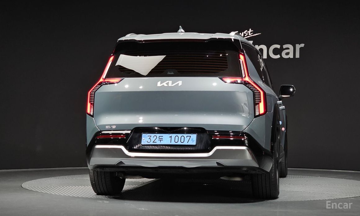  Kia EV9
