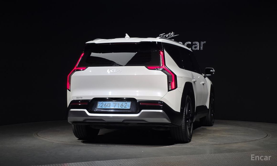  Kia EV9