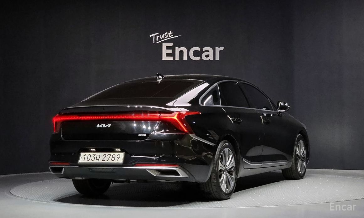  Kia K8