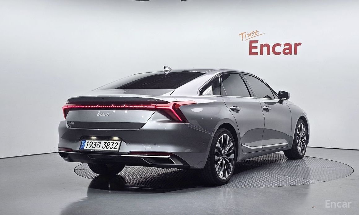  Kia K8