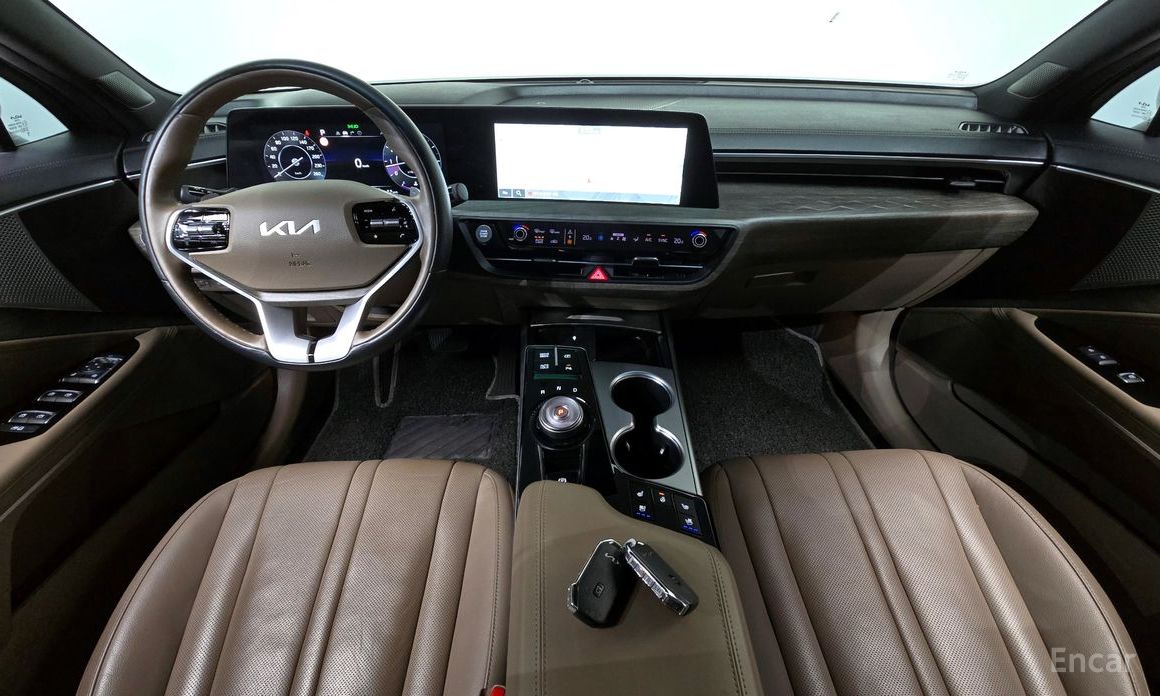  Kia K8