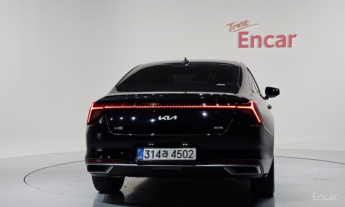  Kia K8