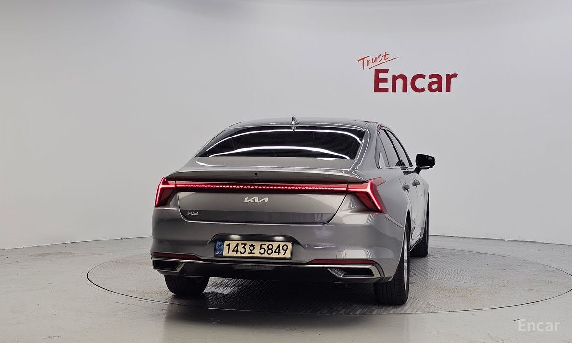  Kia K8