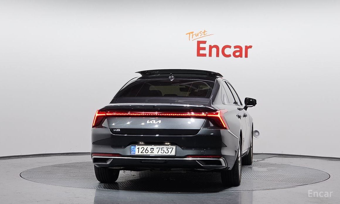  Kia K8