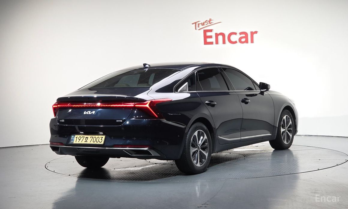  Kia K8