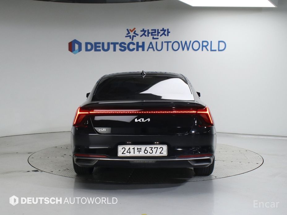  Kia K8