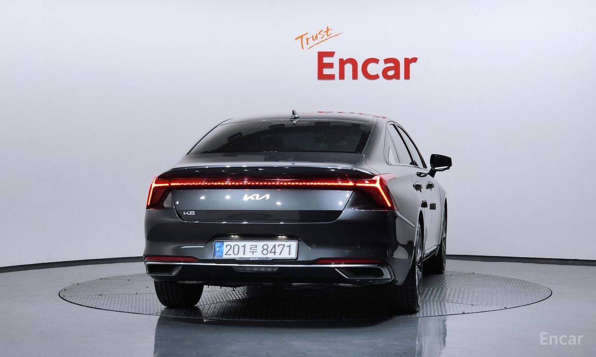  Kia K8