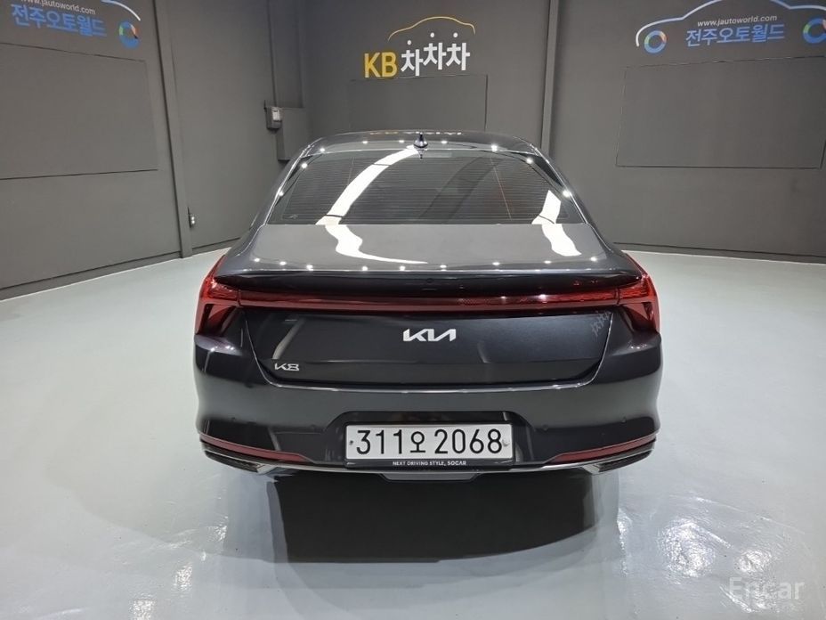  Kia K8