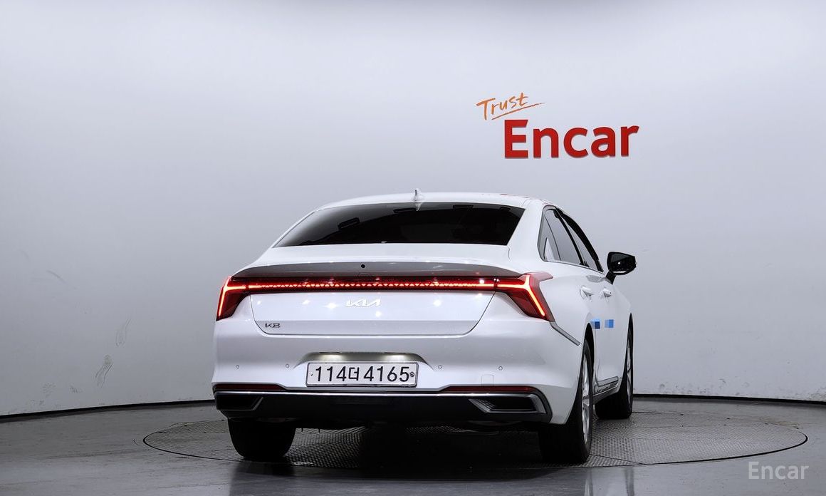 Kia K8