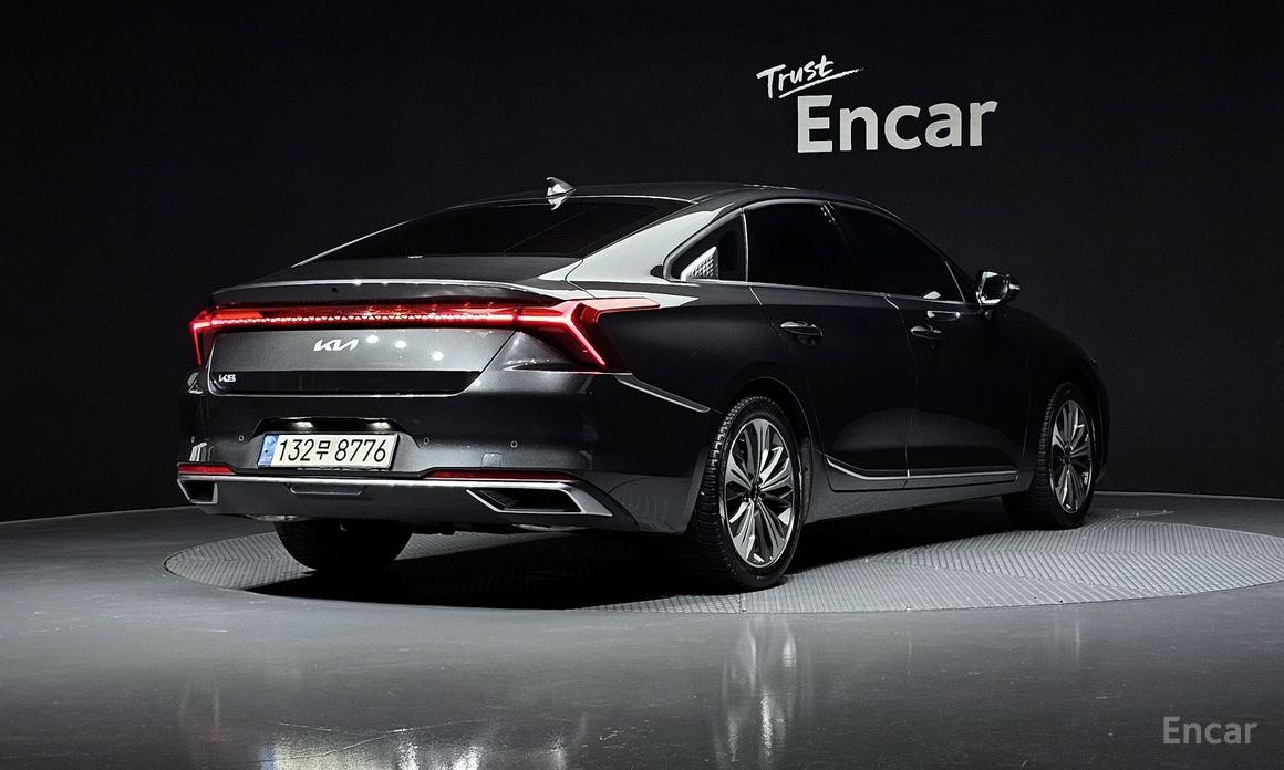  Kia K8