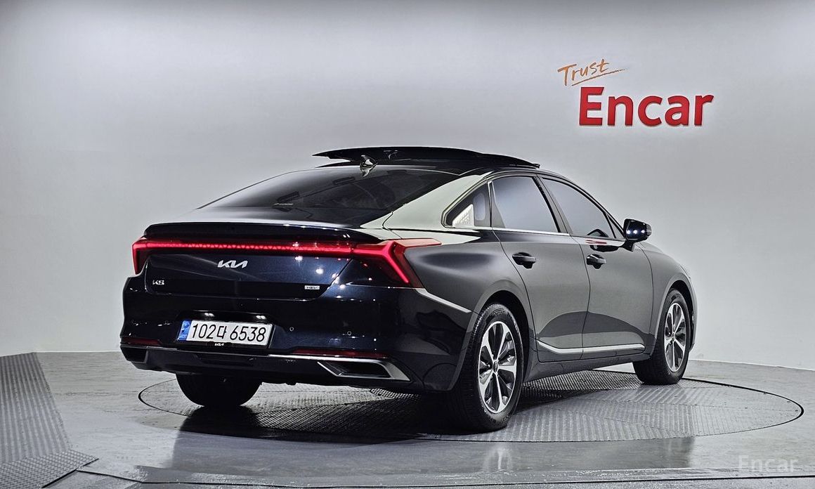  Kia K8