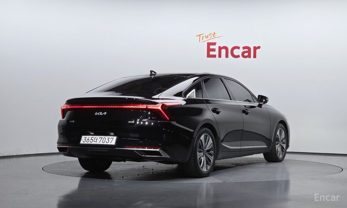  Kia K8