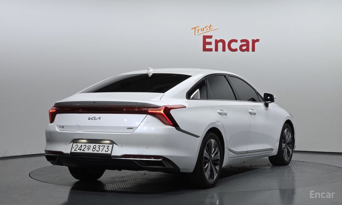  Kia K8