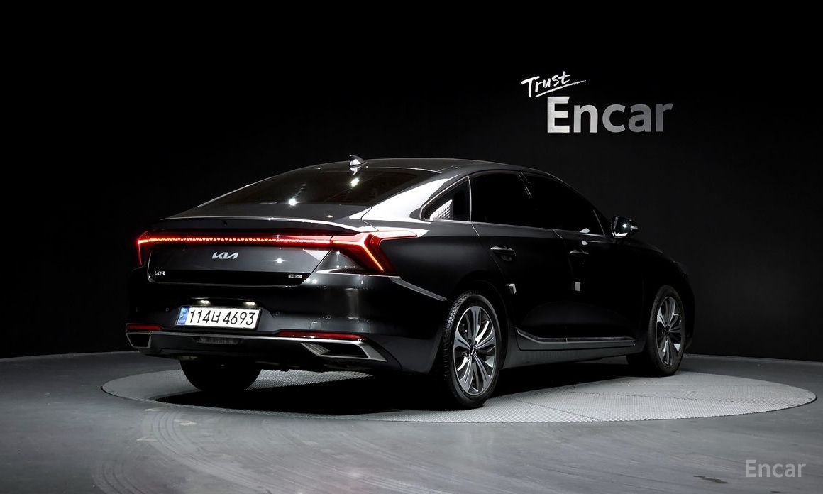  Kia K8